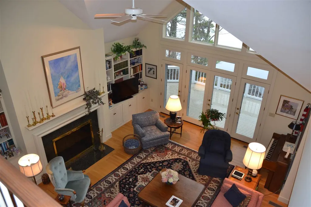 23 Greenleaf Drive Wolfeboro NH 03894