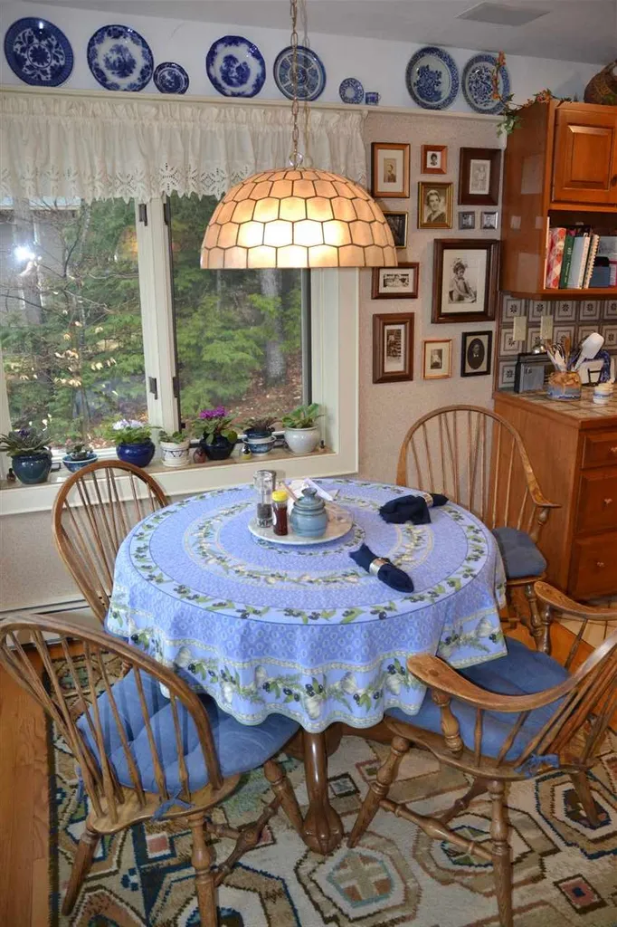 23 Greenleaf Drive Wolfeboro NH 03894