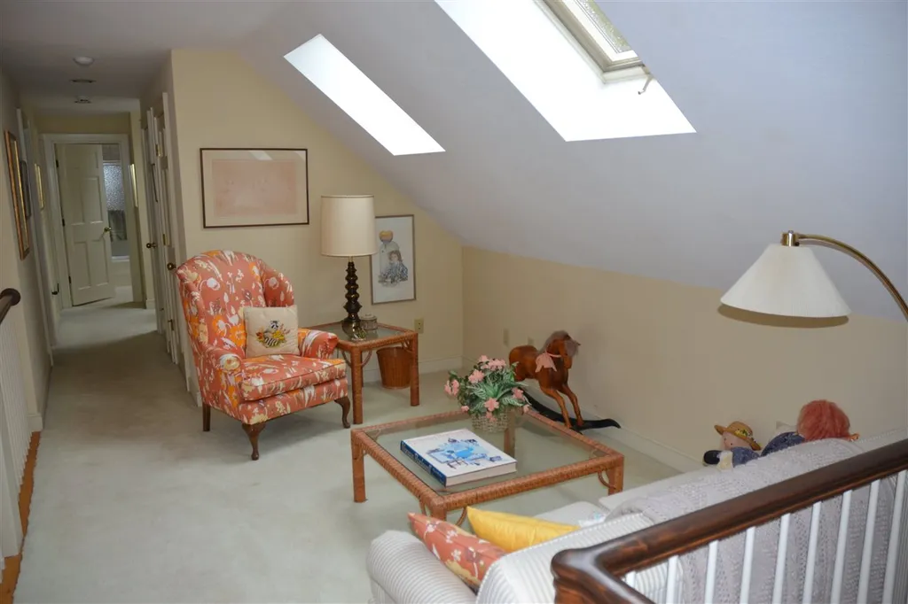 23 Greenleaf Drive Wolfeboro NH 03894