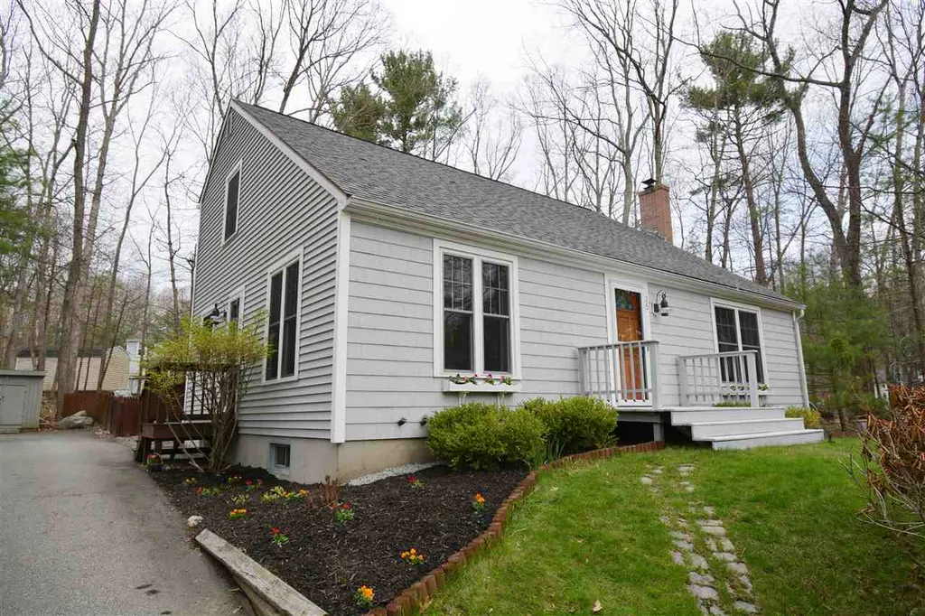 25 Great Hill Drive Newmarket NH 03857