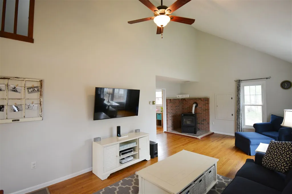 25 Great Hill Drive Newmarket NH 03857