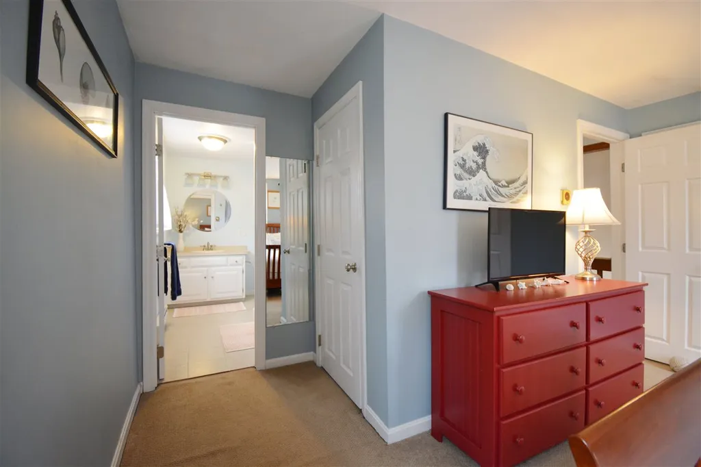25 Great Hill Drive Newmarket NH 03857