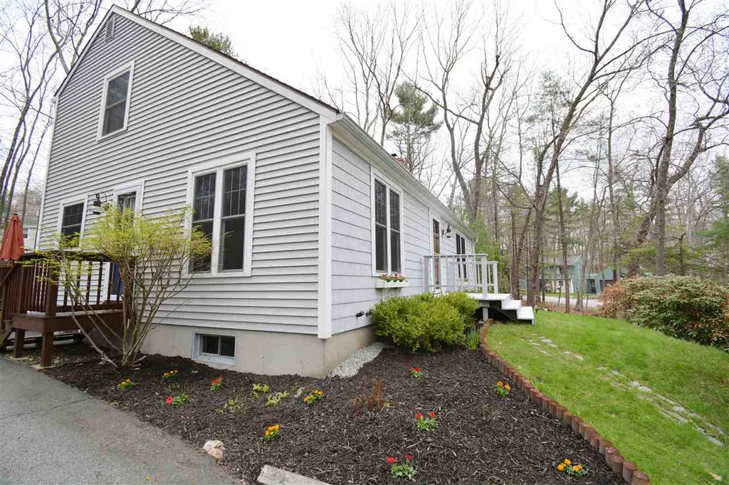 25 Great Hill Drive Newmarket NH 03857