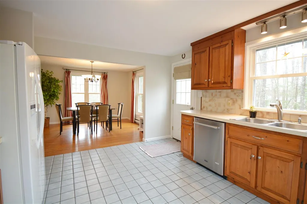 25 Great Hill Drive Newmarket NH 03857