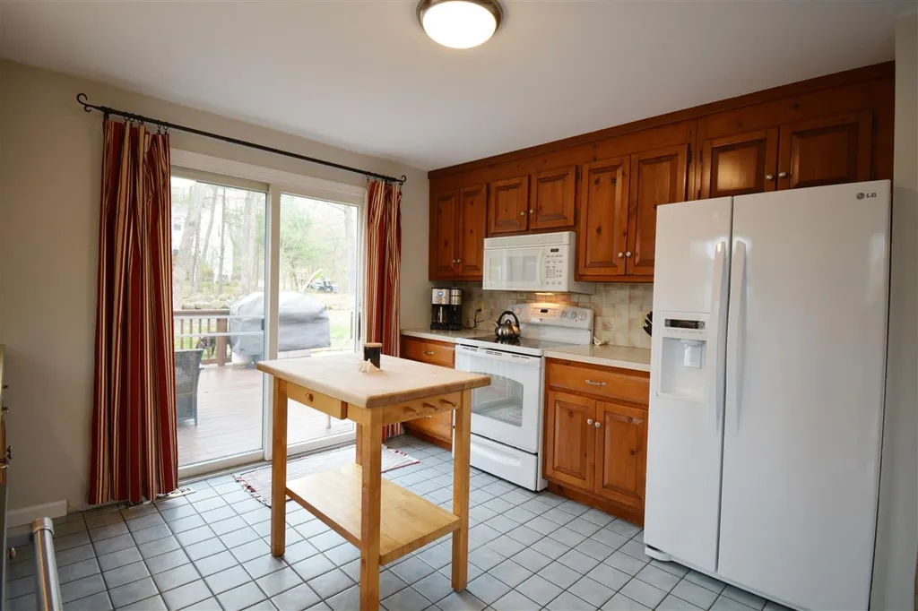 25 Great Hill Drive Newmarket NH 03857