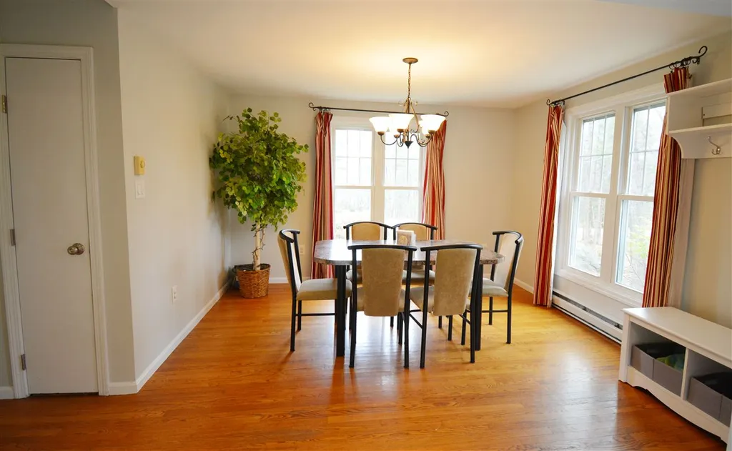 25 Great Hill Drive Newmarket NH 03857