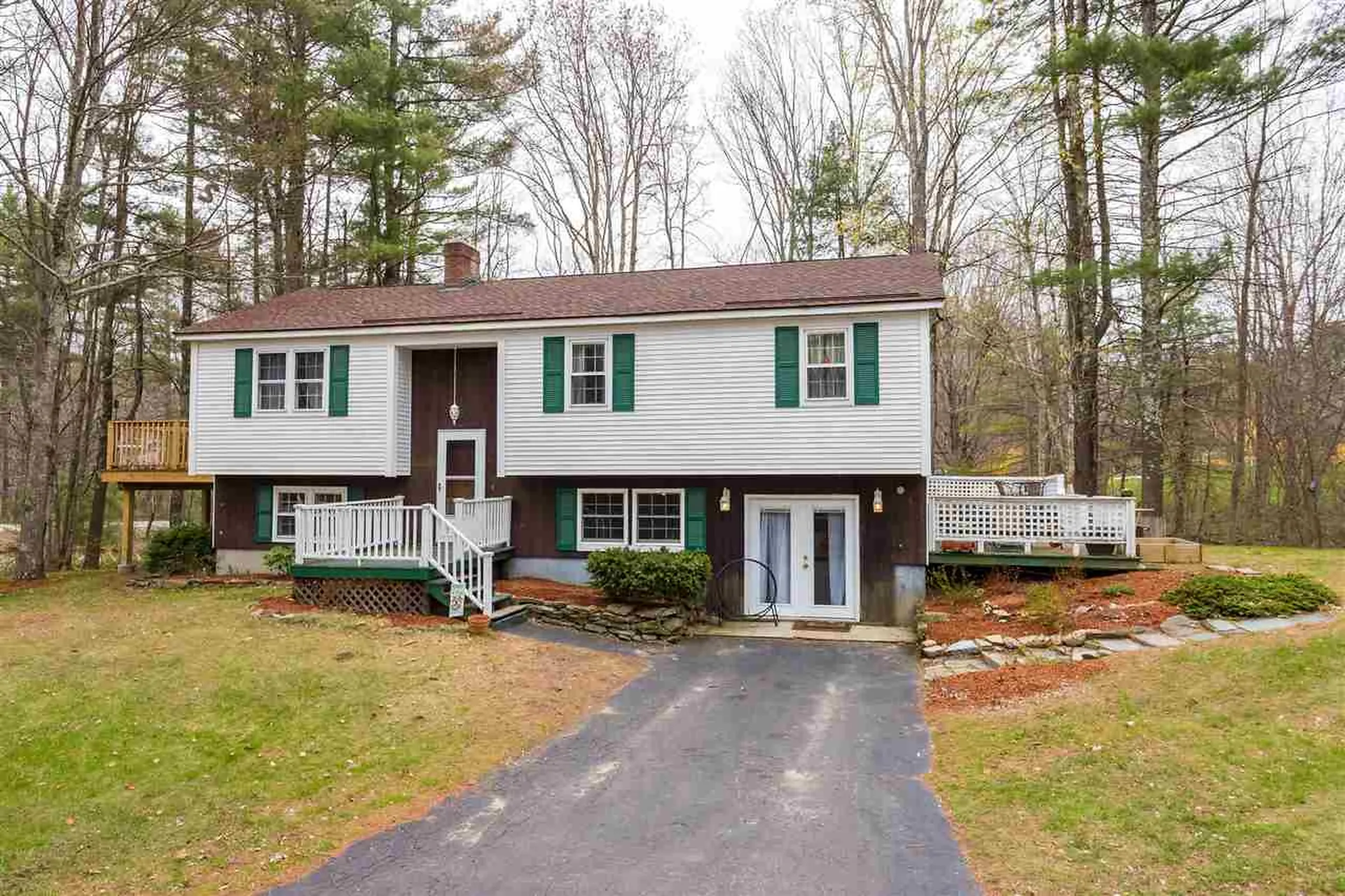 90 Harriman Hill Road Raymond NH 03077