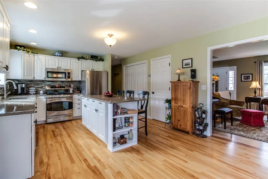 184 River Road Underhill VT 05489