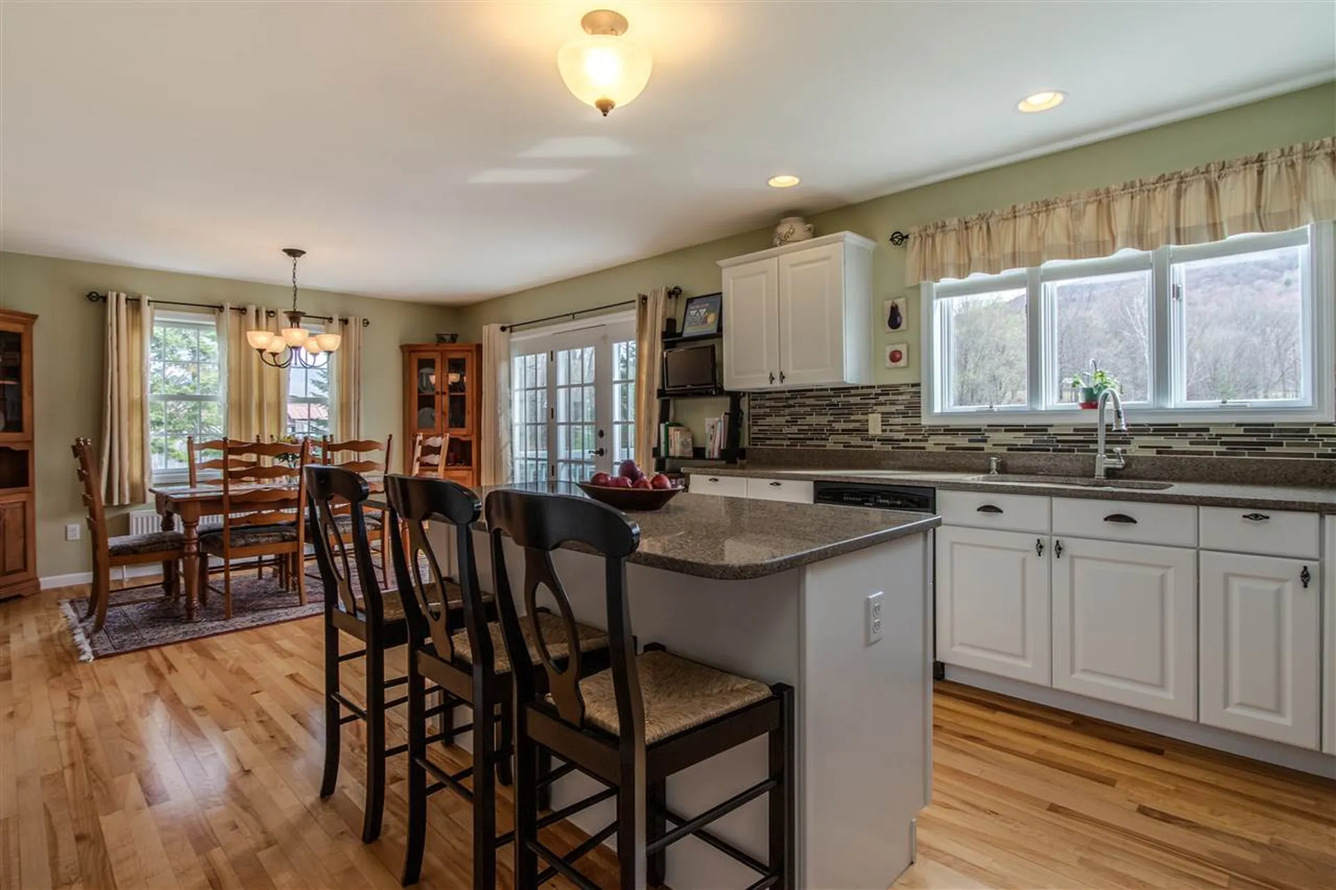 184 River Road Underhill VT 05489
