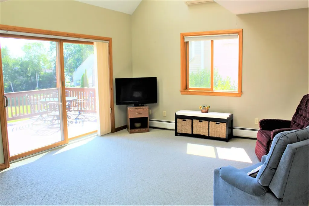 38 Starboard Way Laconia NH 03246