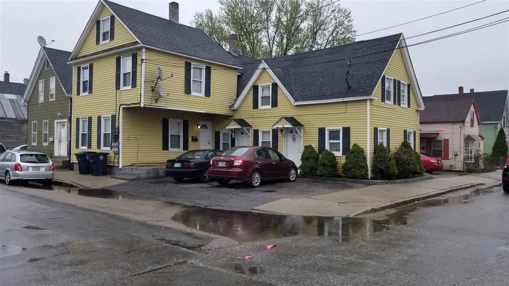 6 Auburn Street Nashua NH 03064