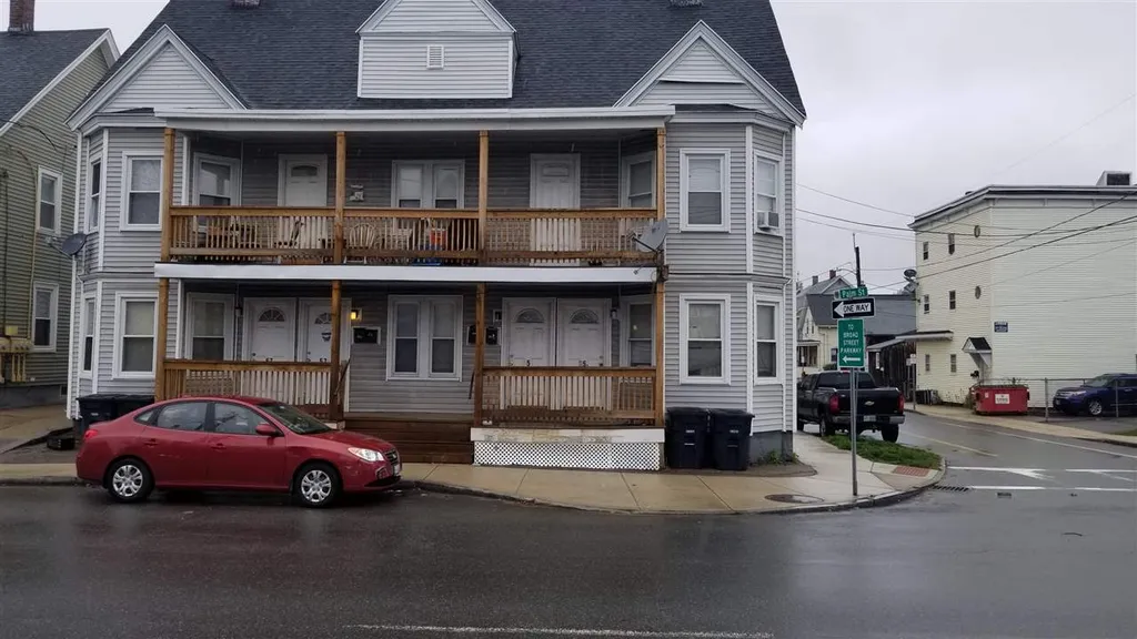 6 Auburn Street Nashua NH 03064