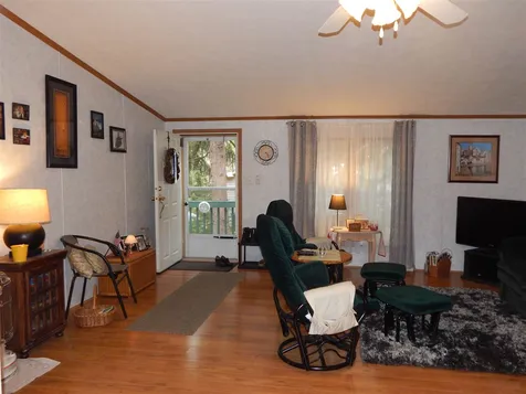 20 Marilyn Drive Allenstown NH 03275