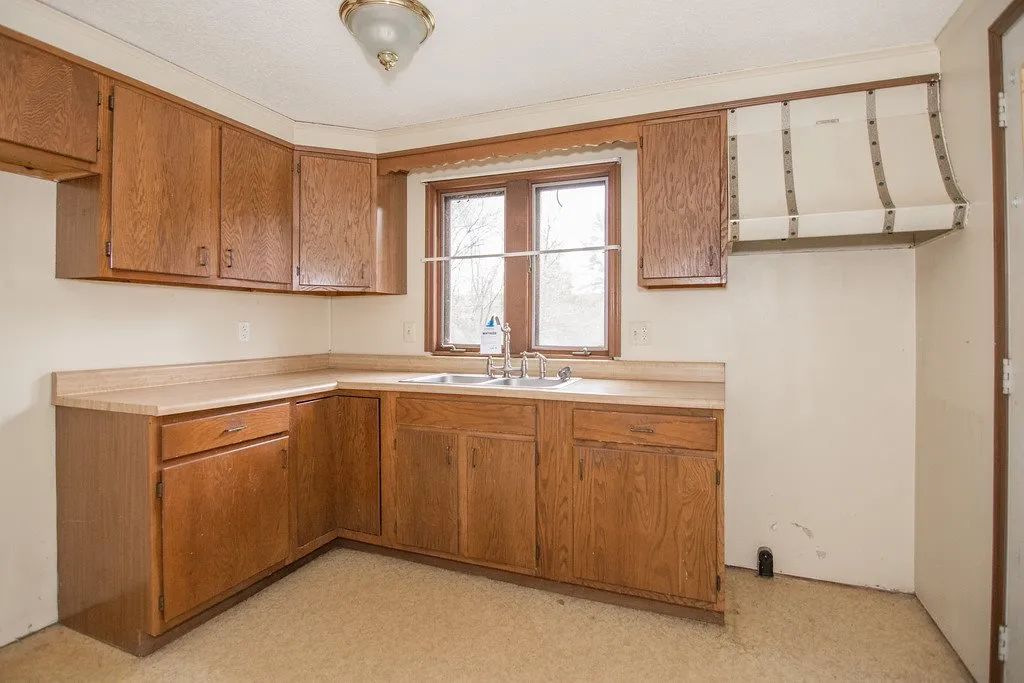30R Gowing Road Hudson NH 03051
