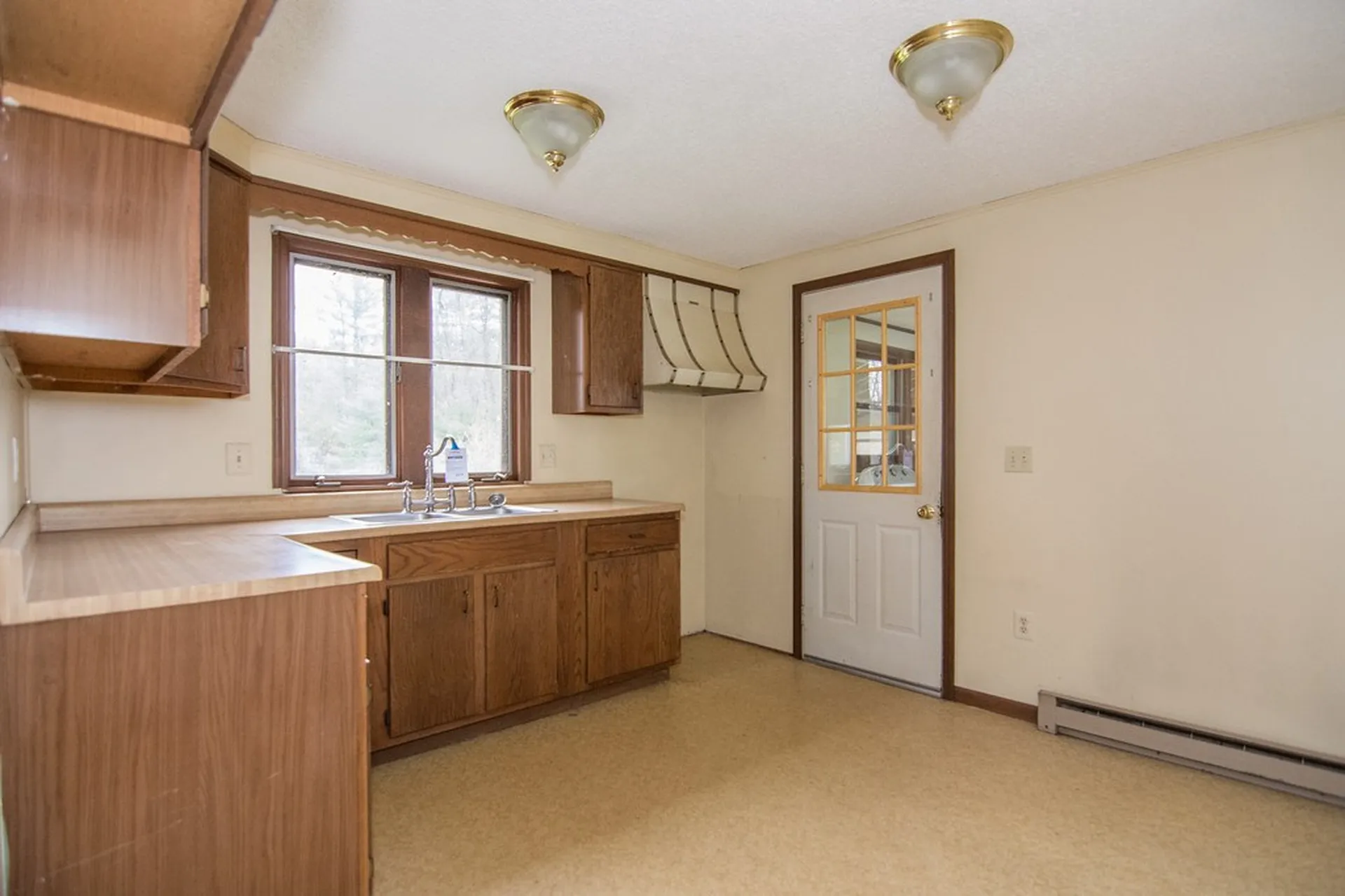 30R Gowing Road Hudson NH 03051