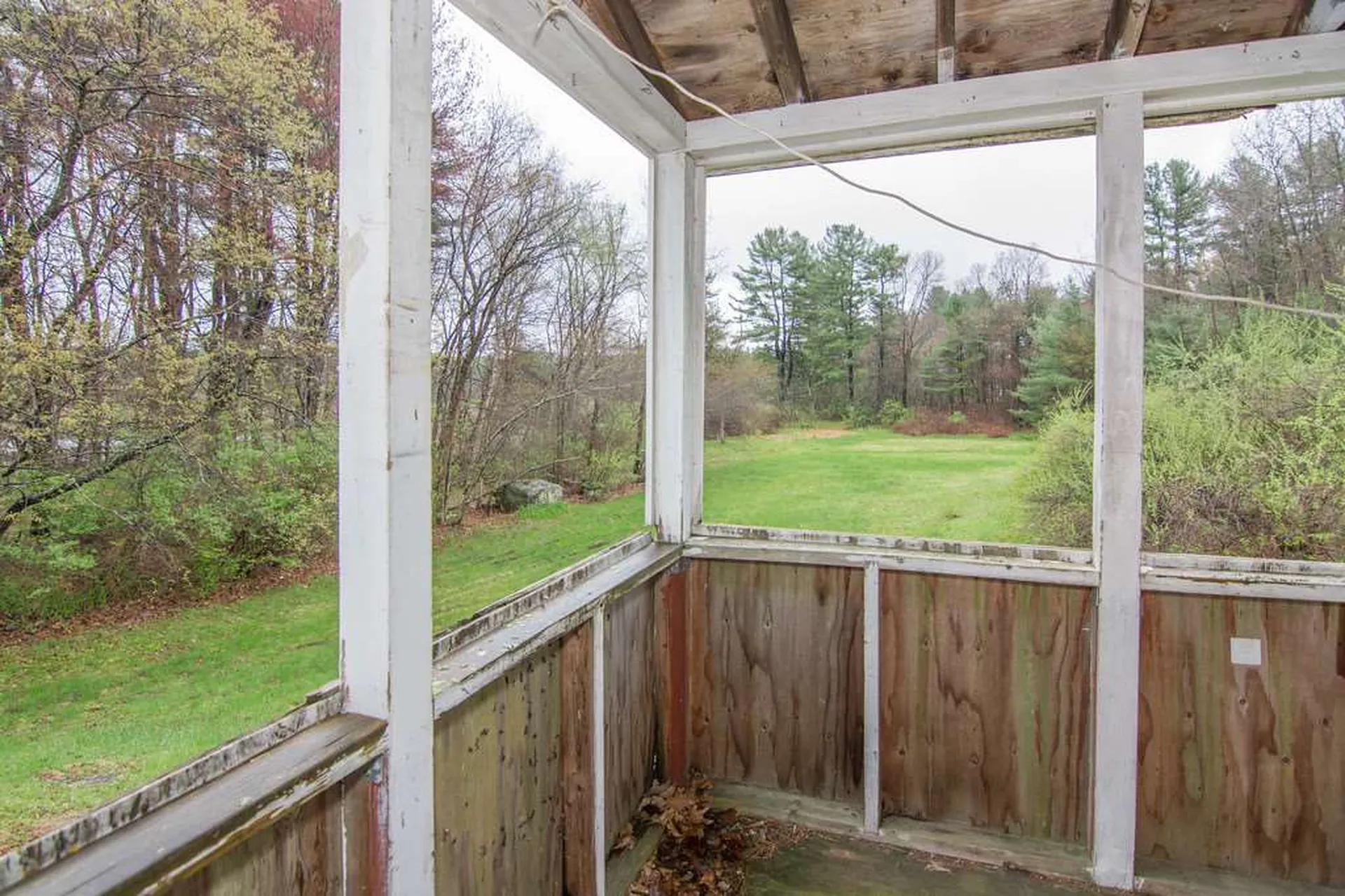 30R Gowing Road Hudson NH 03051