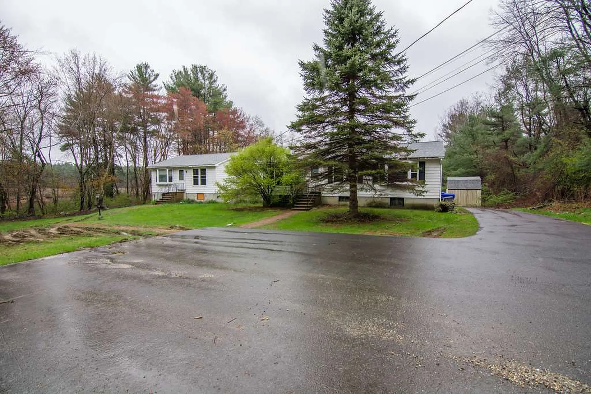 30R Gowing Road Hudson NH 03051