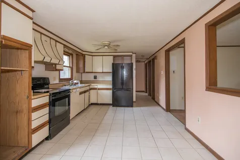 30R Gowing Road Hudson NH 03051