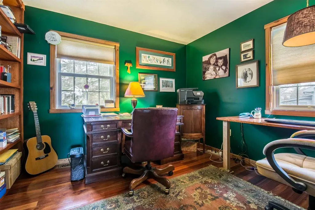 27 Bobolink Circle Essex VT 05452