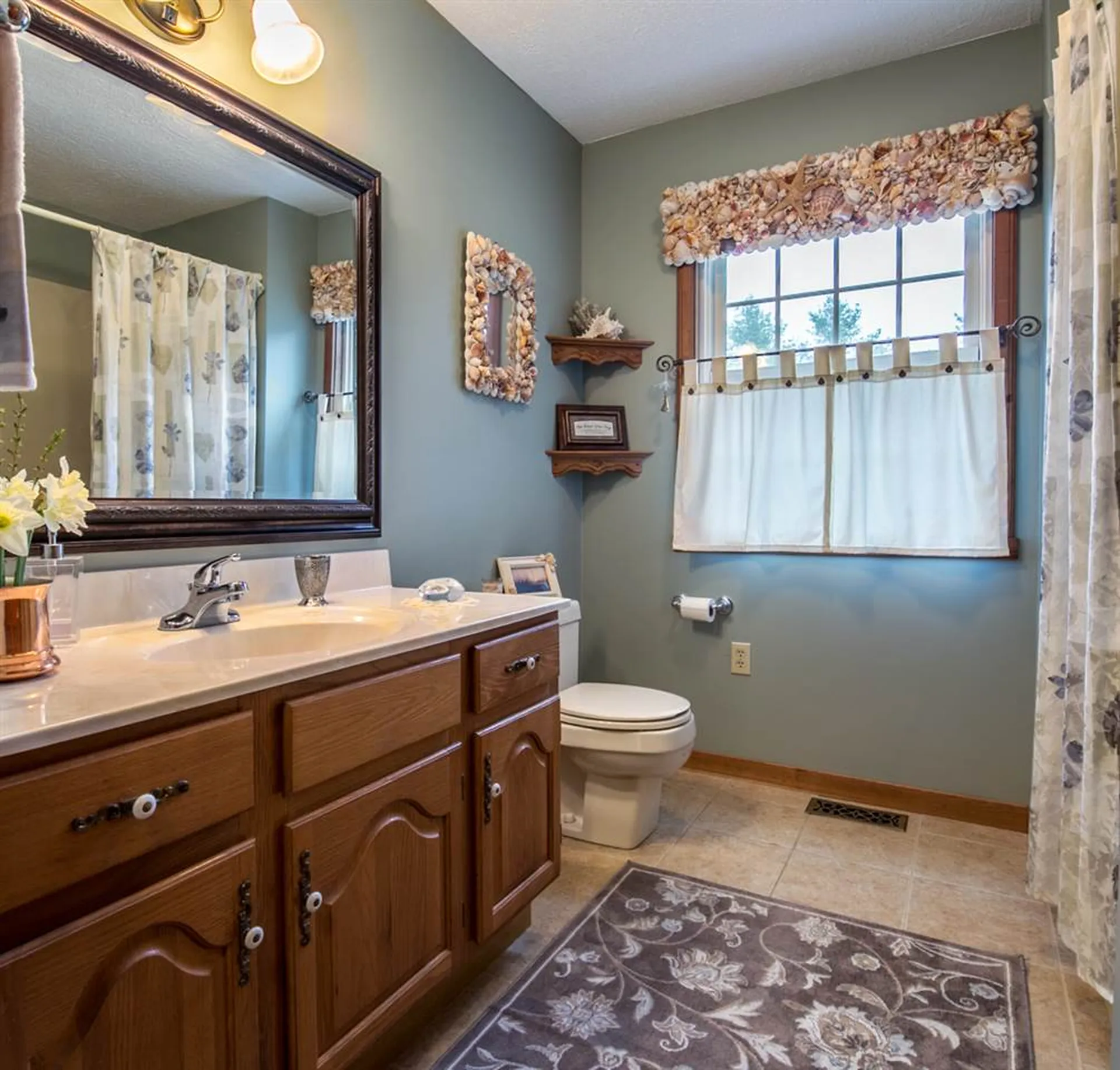 27 Bobolink Circle Essex VT 05452