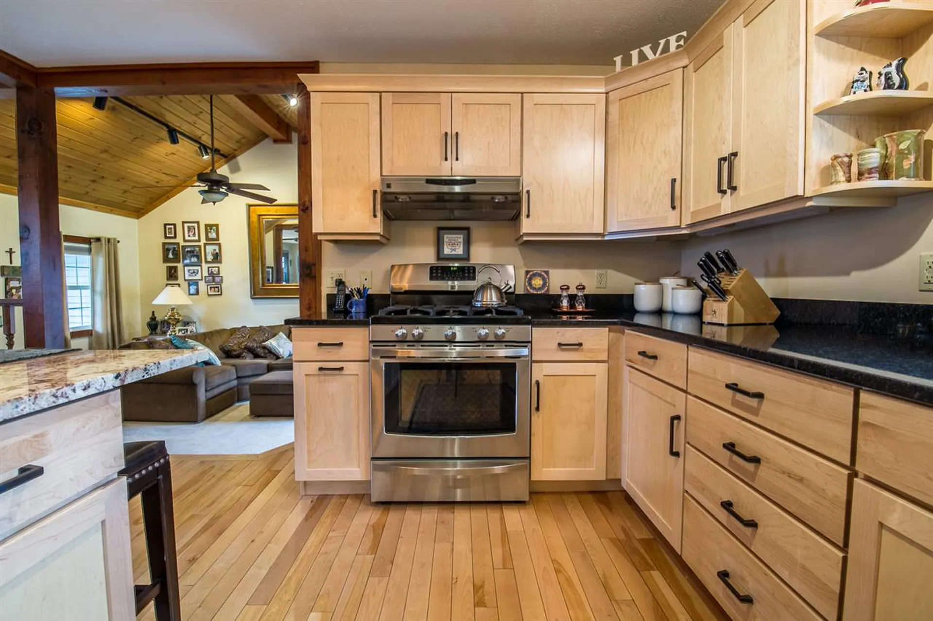 27 Bobolink Circle Essex VT 05452