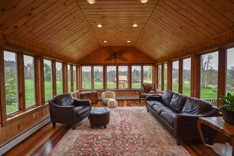 6 Surrey Lane Durham NH 03824