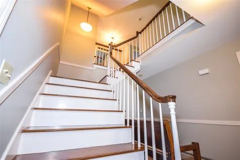 6 Surrey Lane Durham NH 03824