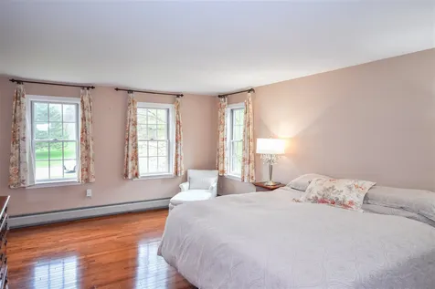 6 Surrey Lane Durham NH 03824