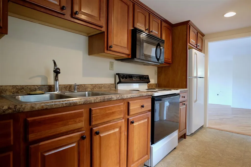 106 Gile Pond Road Franklin NH 03235