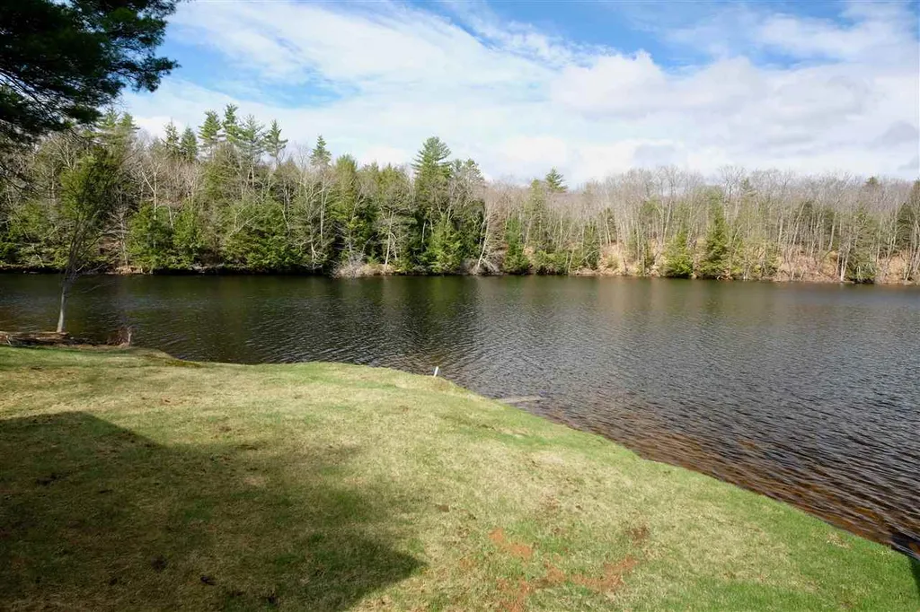 106 Gile Pond Road Franklin NH 03235