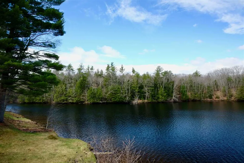 106 Gile Pond Road Franklin NH 03235