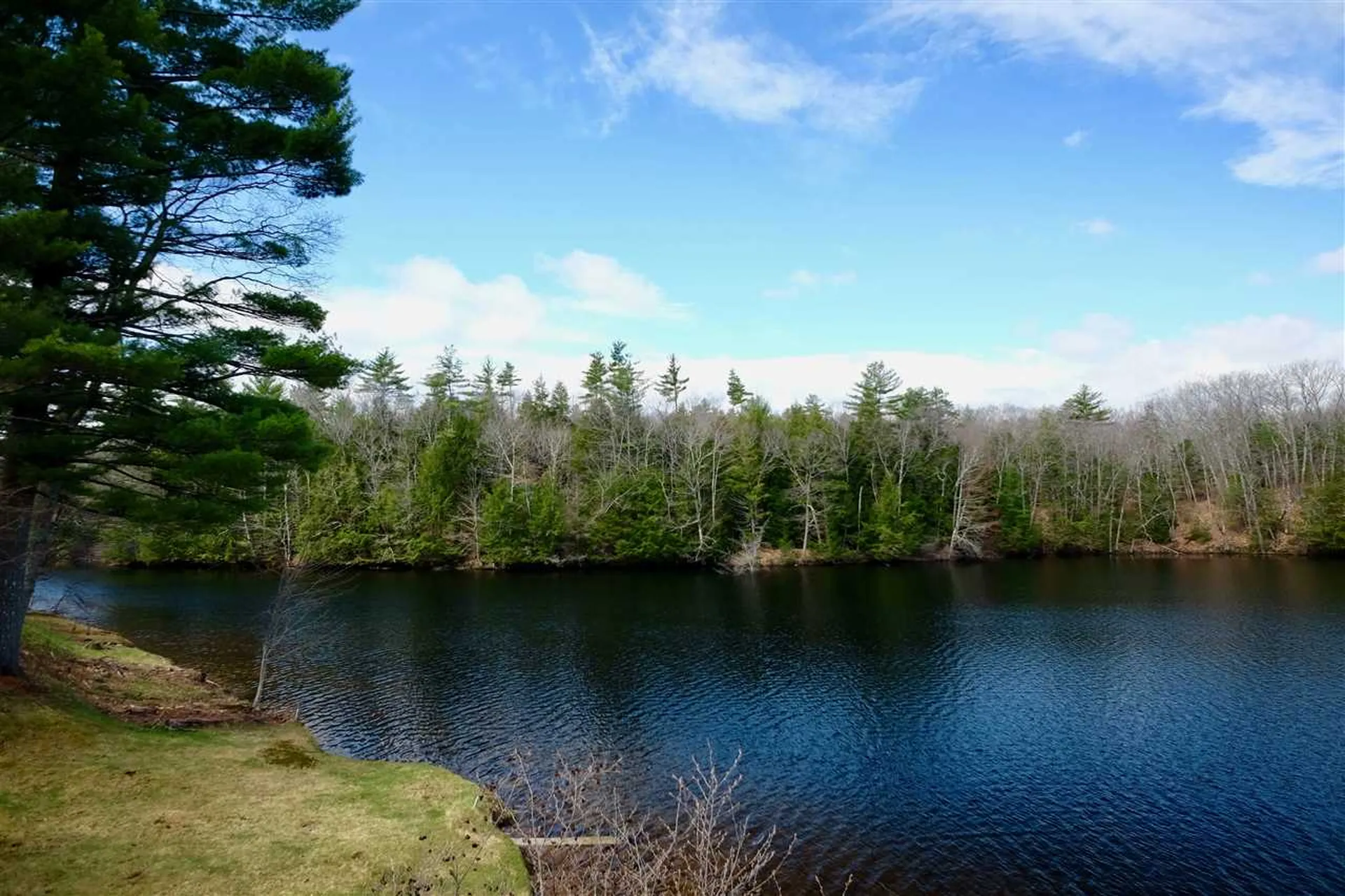 106 Gile Pond Road Franklin NH 03235