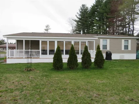 18 Rex Drive Concord NH 03303