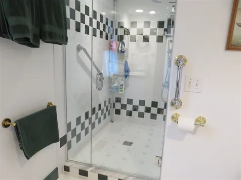 707 Lockehaven Road Enfield NH 03748