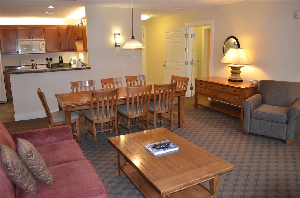 705/707 Qtr. Iv Adams House Road Ludlow VT 05149