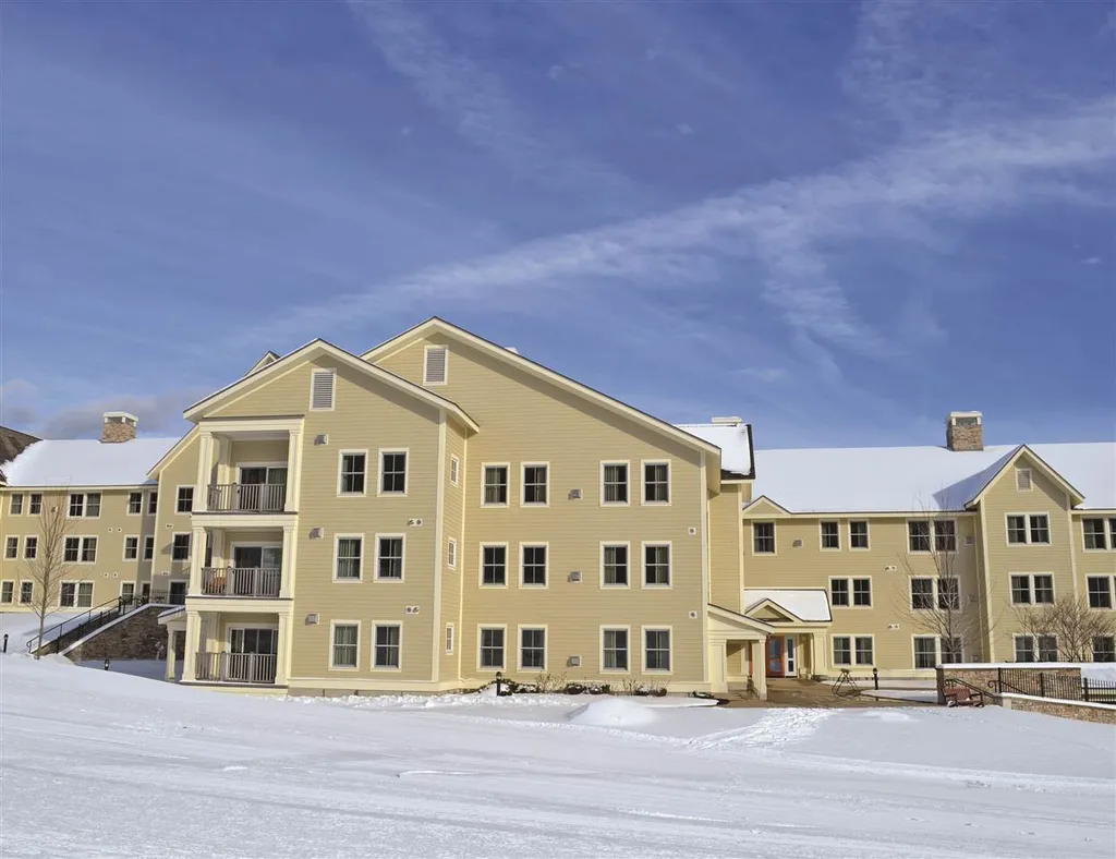 705/707 Qtr. Iv Adams House Road Ludlow VT 05149