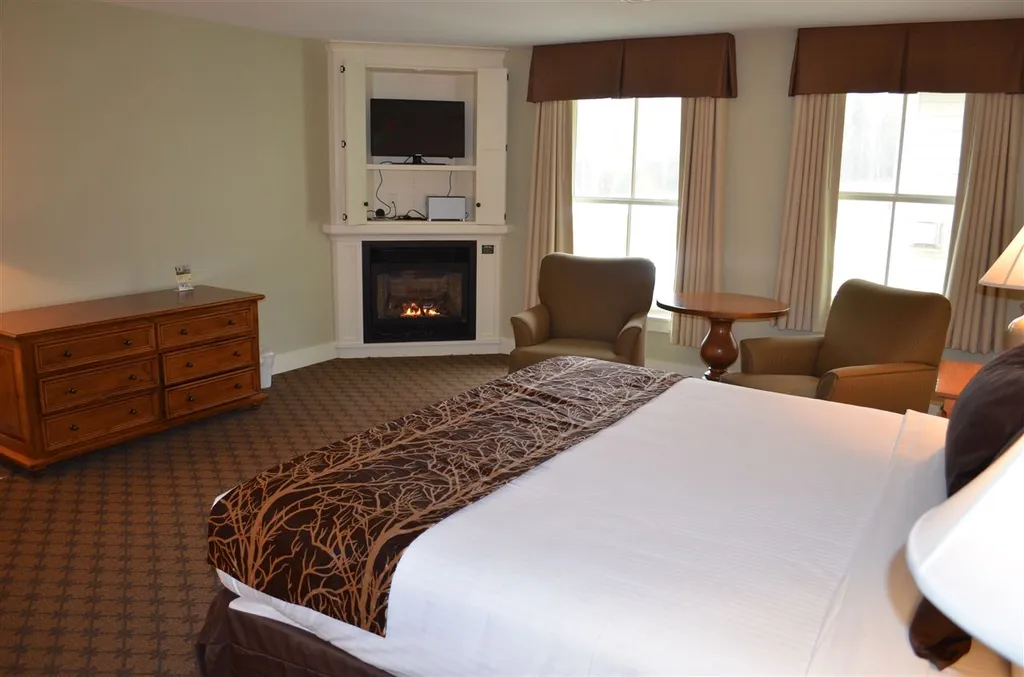 705/707 Qtr. Iv Adams House Road Ludlow VT 05149