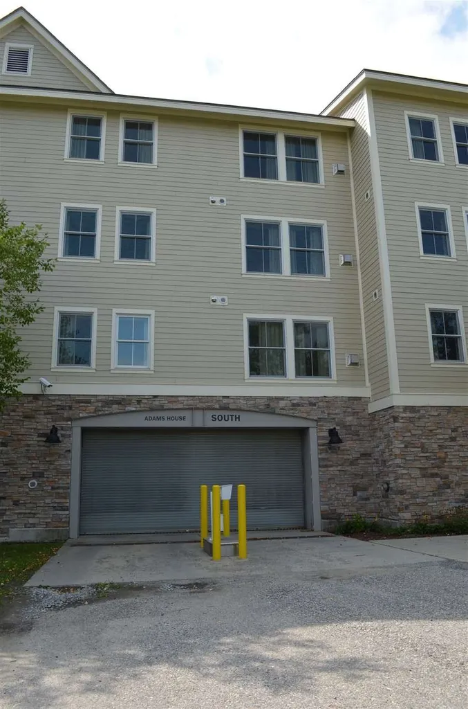 705/707 Qtr. Iv Adams House Road Ludlow VT 05149