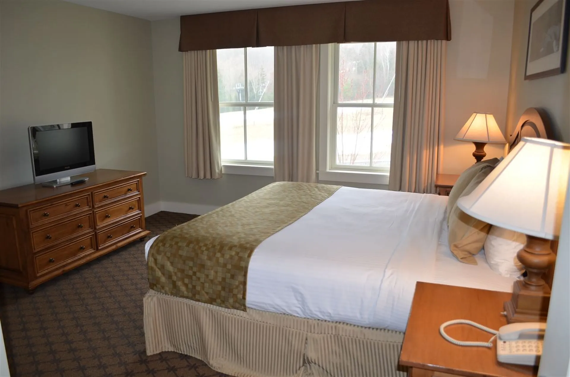 705/707 Qtr. Iv Adams House Road Ludlow VT 05149