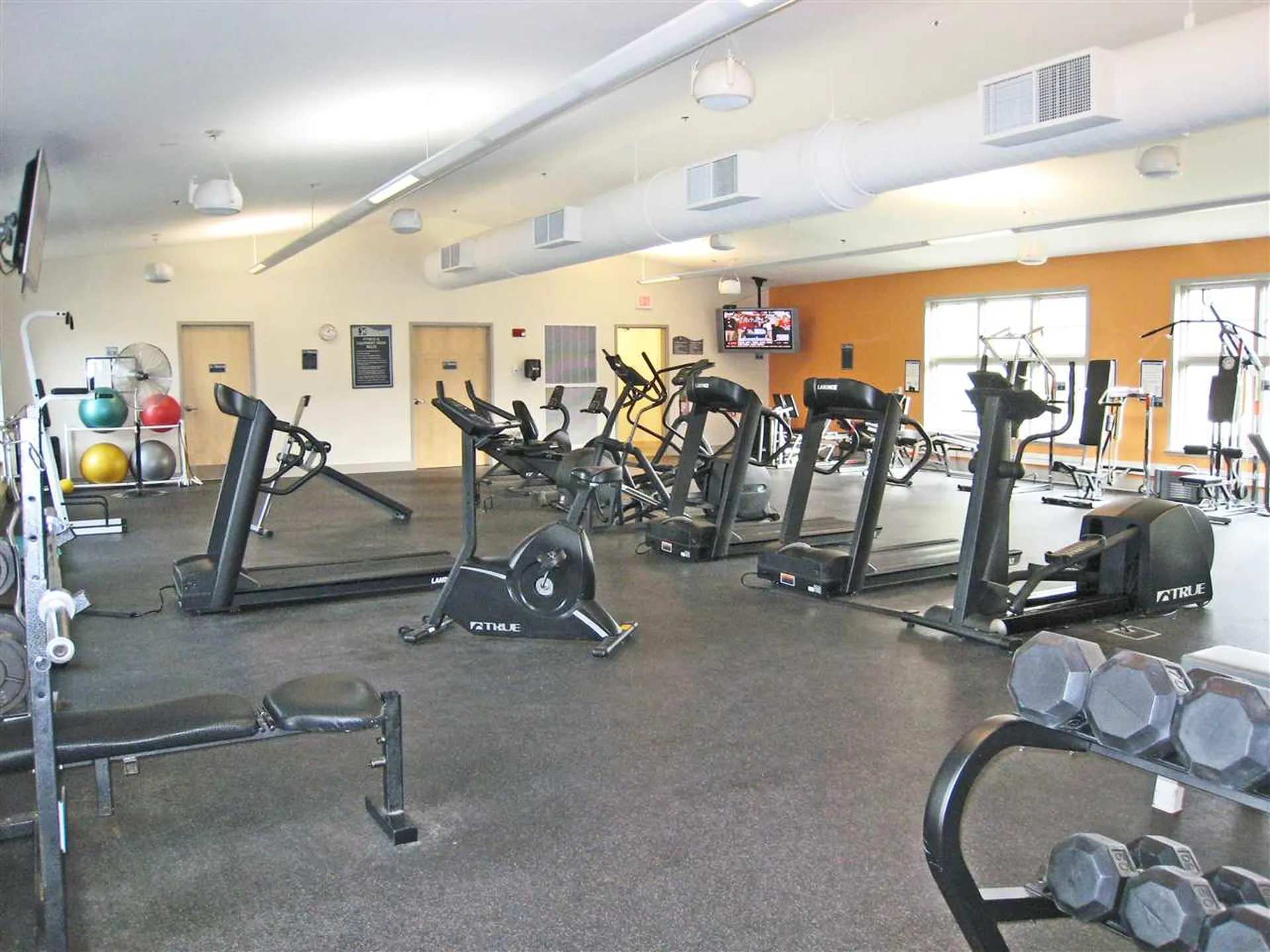 705/707 Qtr. Iv Adams House Road Ludlow VT 05149