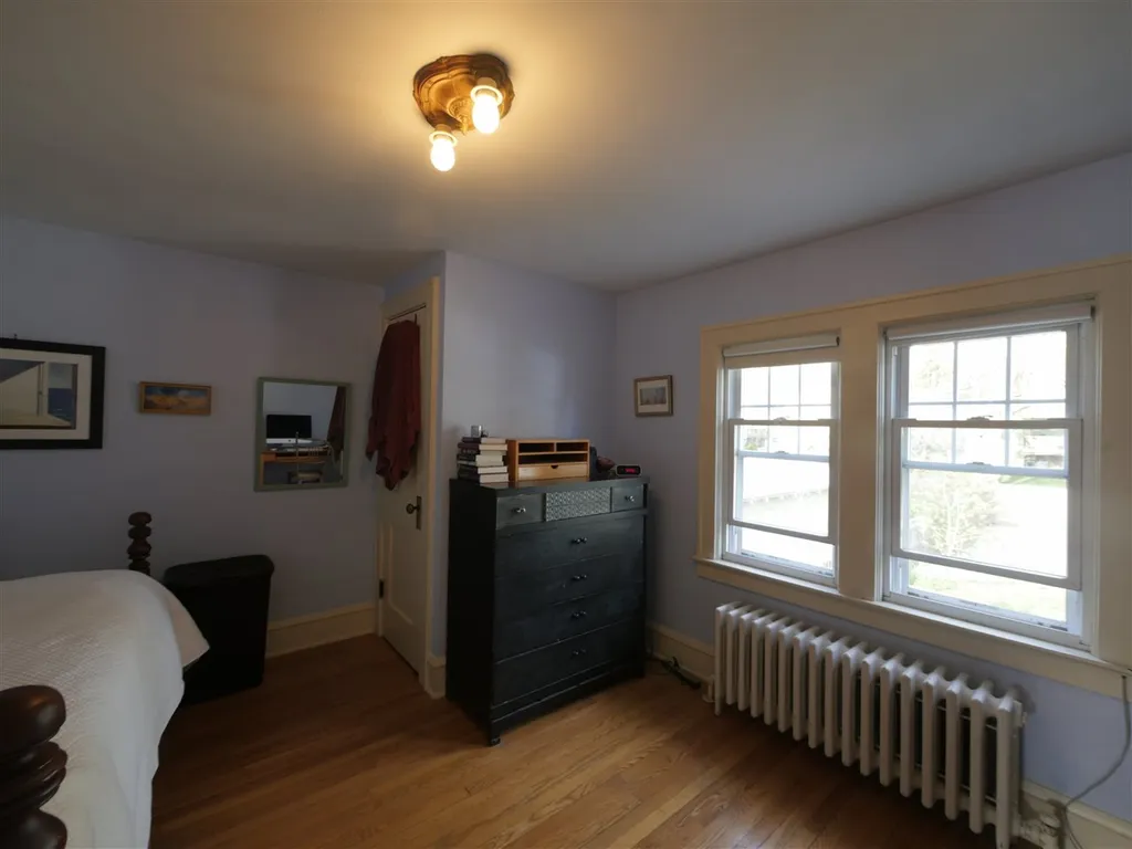 102 Charlotte Street Burlington VT 05401