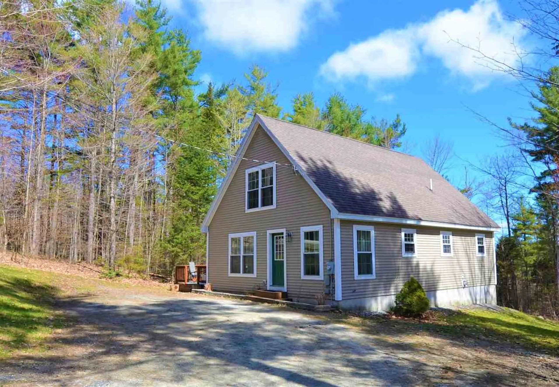 21 Skytop Drive Newbury NH 03255