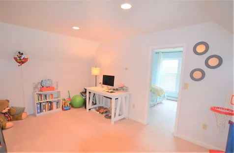 21 Skytop Drive Newbury NH 03255