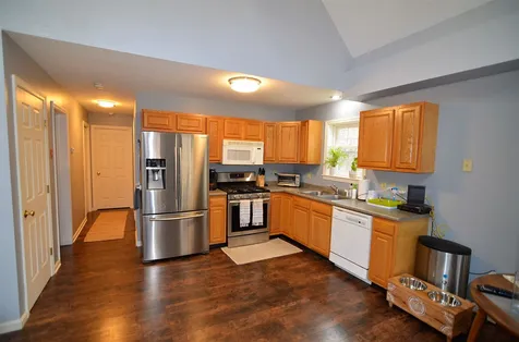 21 Skytop Drive Newbury NH 03255