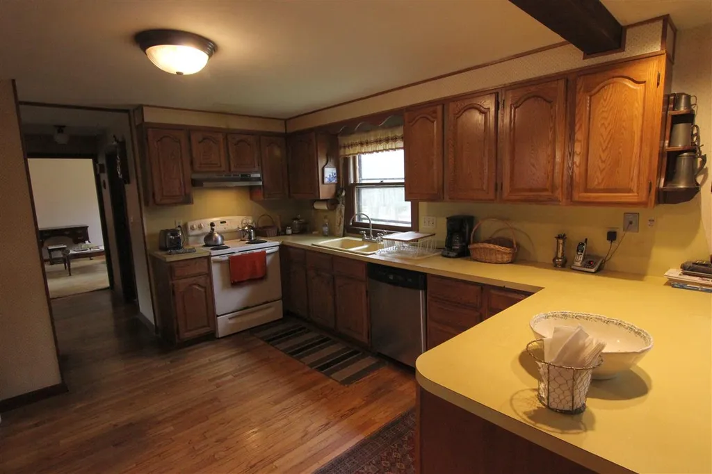 27 Forest Drive Hampton NH 03842