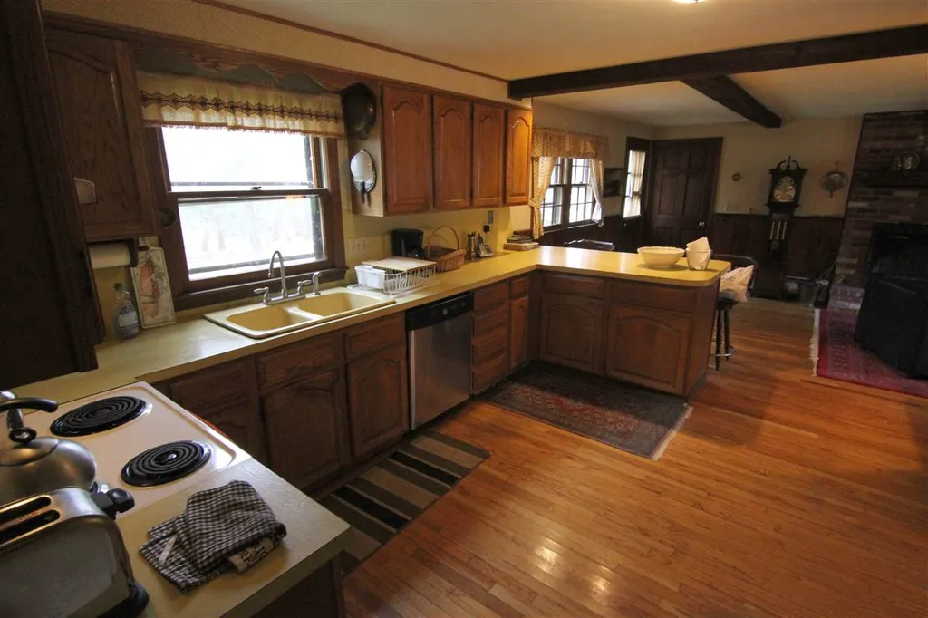 27 Forest Drive Hampton NH 03842