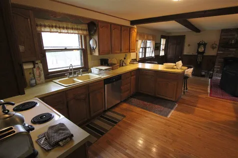 27 Forest Drive Hampton NH 03842
