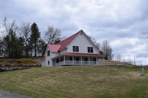 15 Easy Street Johnson VT 05656