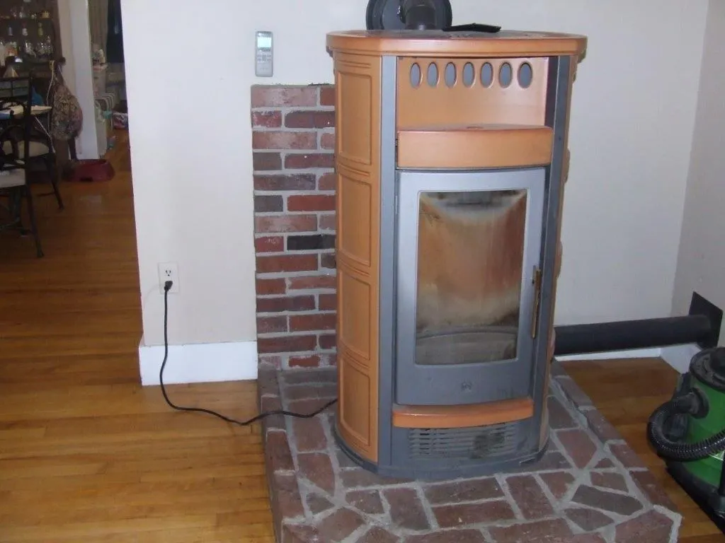 73 & 75 Pollard Street Conway NH 03818