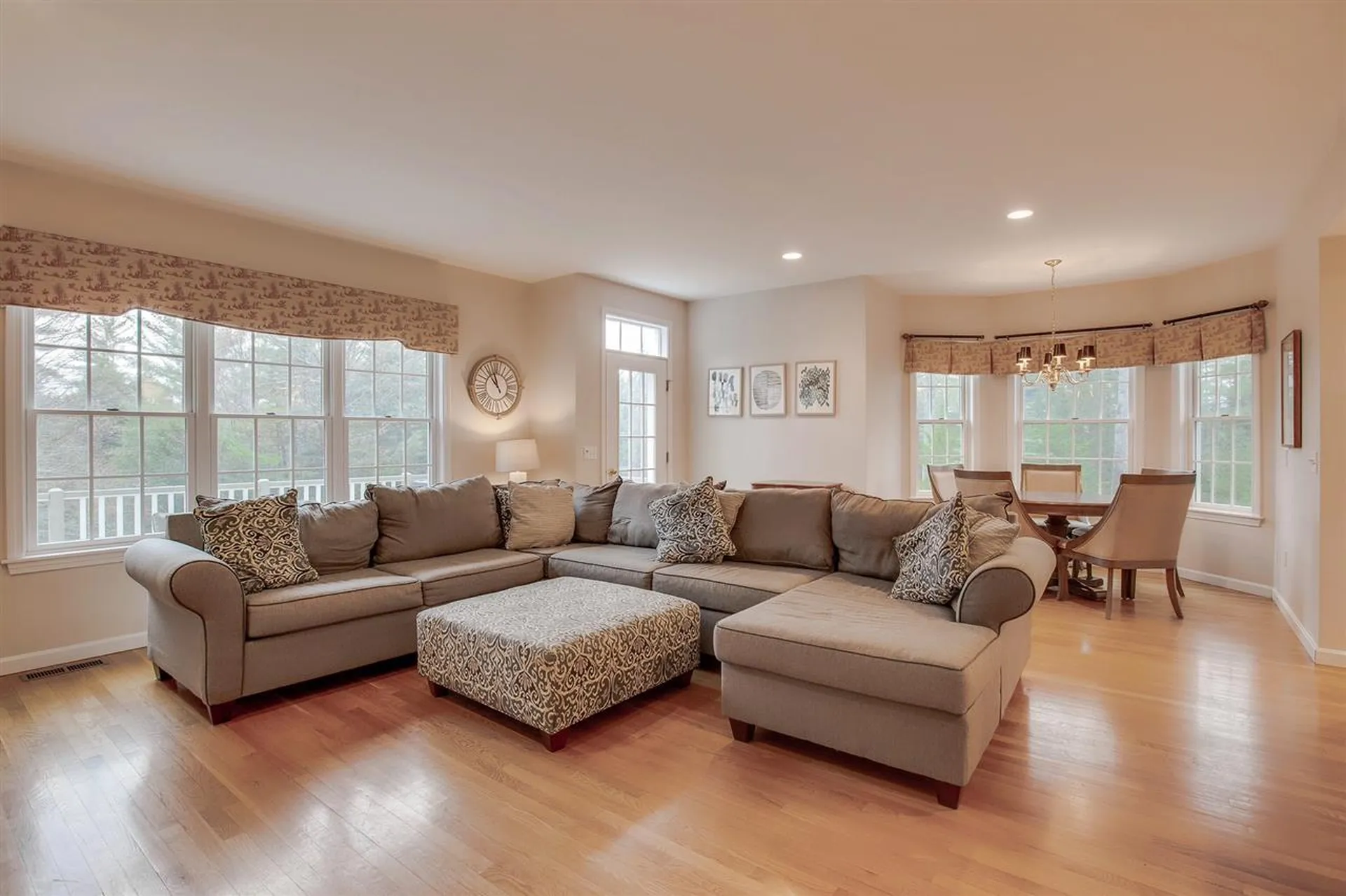 20 Deerwood Drive Wilmot NH 03287